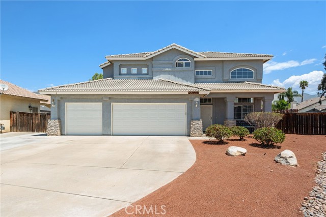 Detail Gallery Image 3 of 63 For 879 Glider Pl, San Jacinto,  CA 92582 - 5 Beds | 3 Baths
