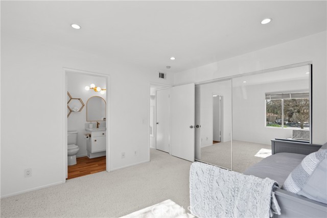 Detail Gallery Image 8 of 22 For 21358 Nandina Ln #204,  Newhall,  CA 91321 - 2 Beds | 2 Baths