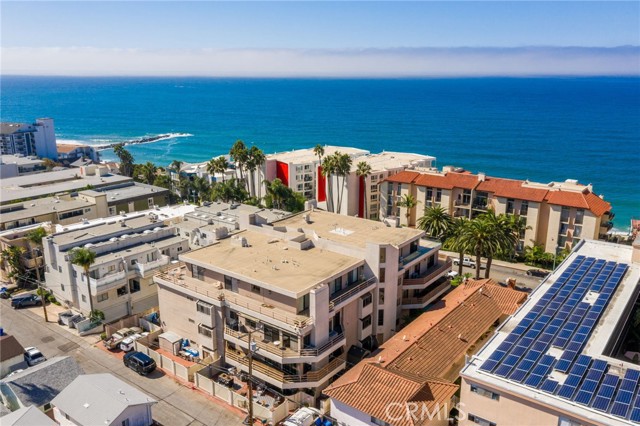 512 Esplanade, Redondo Beach, California 90277, 2 Bedrooms Bedrooms, ,2 BathroomsBathrooms,Residential,Sold,Esplanade,SB23191083