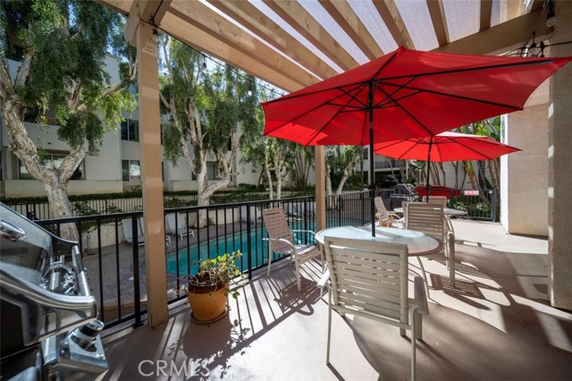 2 Bed Home for Sale in Encino, California