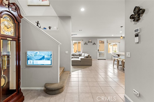 Detail Gallery Image 3 of 30 For 3511 Kings Canyon Dr, Oxnard,  CA 93036 - 3 Beds | 2/1 Baths