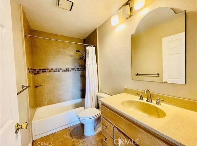 Detail Gallery Image 14 of 24 For 21301 Bristlecone, Mission Viejo,  CA 92692 - 5 Beds | 3/1 Baths