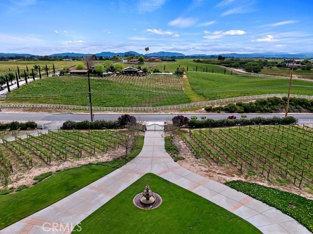 Detail Gallery Image 13 of 70 For 36090 Monte De Oro Rd, Temecula,  CA 92592 - 6 Beds | 5 Baths