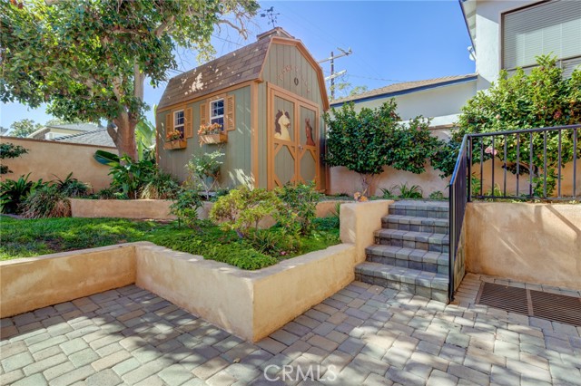 1219 Irena Avenue, Redondo Beach, California 90277, 5 Bedrooms Bedrooms, ,5 BathroomsBathrooms,Residential,Sold,Irena,SB21226617