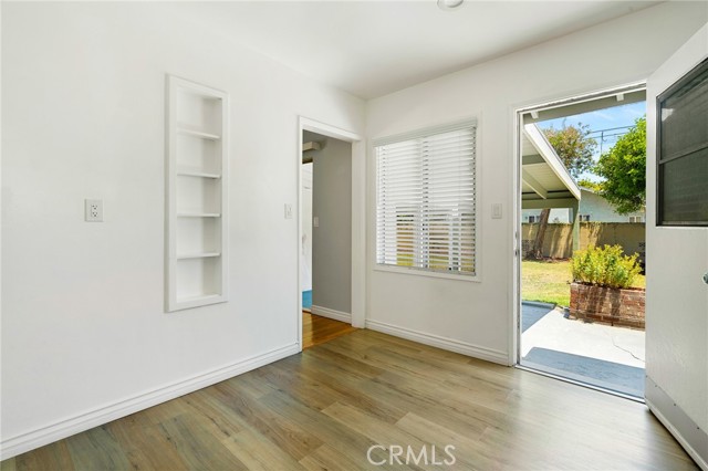 Image 32 of 40 For 5316 Lorelei Avenue