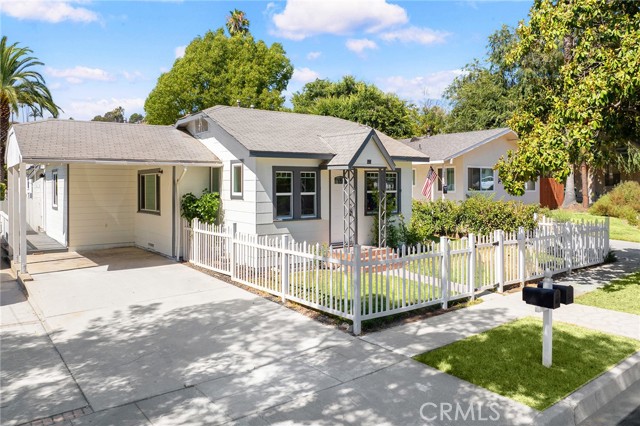 523 W 3Rd St, San Dimas, CA 91773