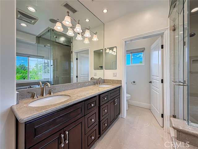 Detail Gallery Image 39 of 58 For 5960 Balcom, Encino,  CA 91316 - 4 Beds | 4 Baths
