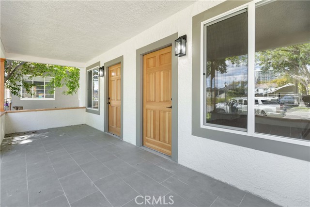 Detail Gallery Image 4 of 21 For 3929 Locust St #2,  Riverside,  CA 92501 - 2 Beds | 2 Baths