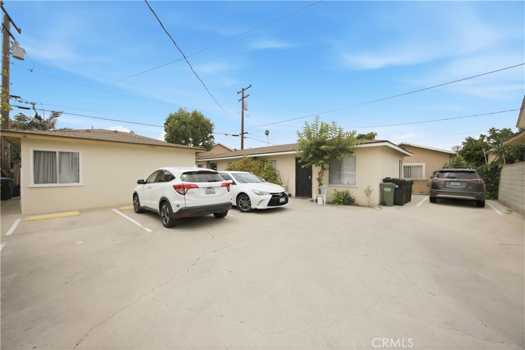 MLS #OC26162701 image #4