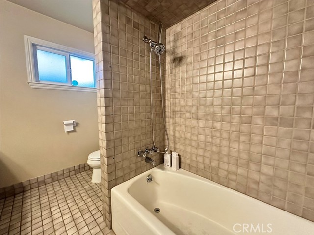 Detail Gallery Image 10 of 33 For 3623 Redlands, Bakersfield,  CA 93306 - 3 Beds | 2 Baths