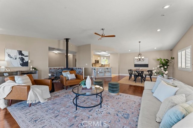 Detail Gallery Image 8 of 50 For 5419 Royal Oaks, Oroville,  CA 95966 - 3 Beds | 2/1 Baths