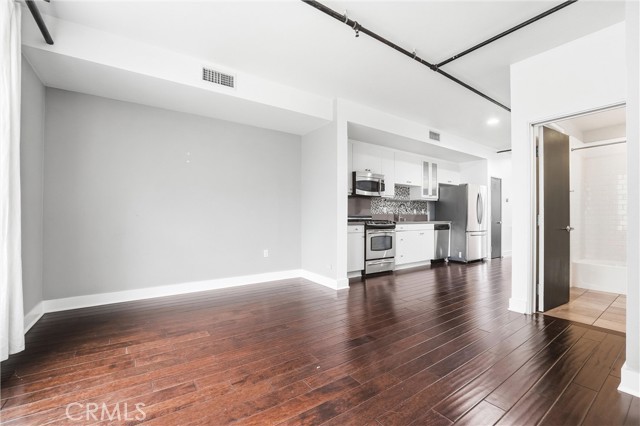 Detail Gallery Image 18 of 29 For 911 E Santa Ana, Santa Ana,  CA 92701 - 1 Beds | 2/1 Baths