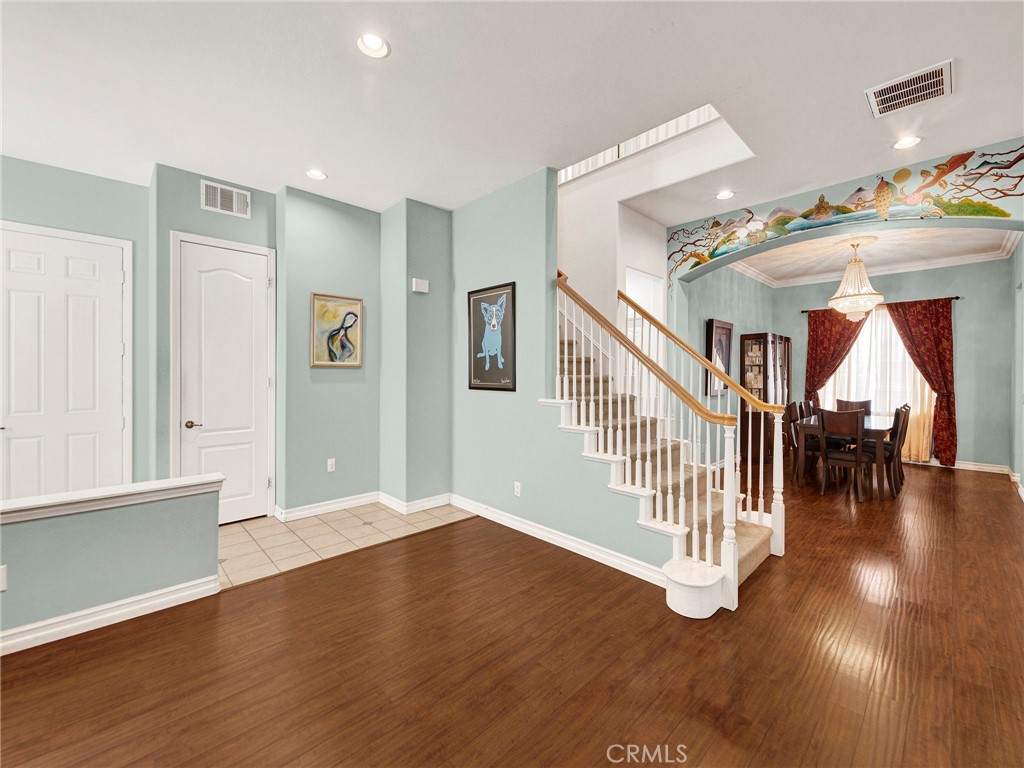 MLS #SR25268916 image #17