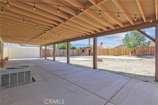13595 West Drive, Desert Hot Springs CA: https://media.crmls.org/medias/4fd98739-3d6b-4c94-a220-ef2c151294dd.jpg