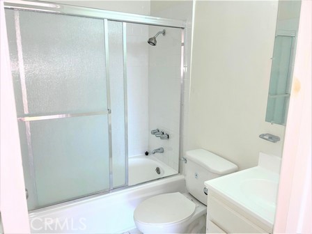 Detail Gallery Image 8 of 8 For 3920 Marathon St #7,  Los Angeles,  CA 90029 - 0 Beds | 1 Baths