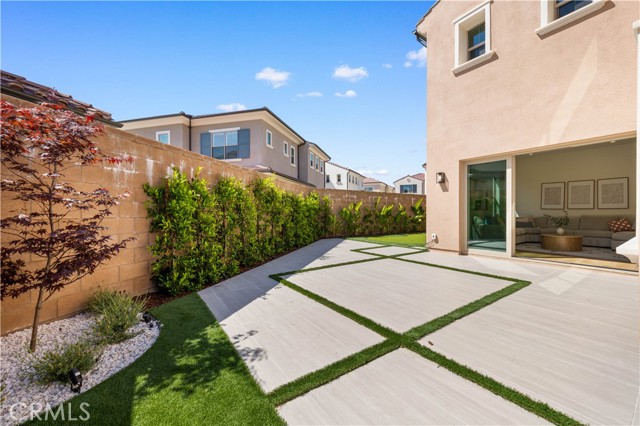 119 Rimstone, Irvine CA: https://media.crmls.org/medias/4fd9add3-60e6-407a-b284-76367f042d80.jpg