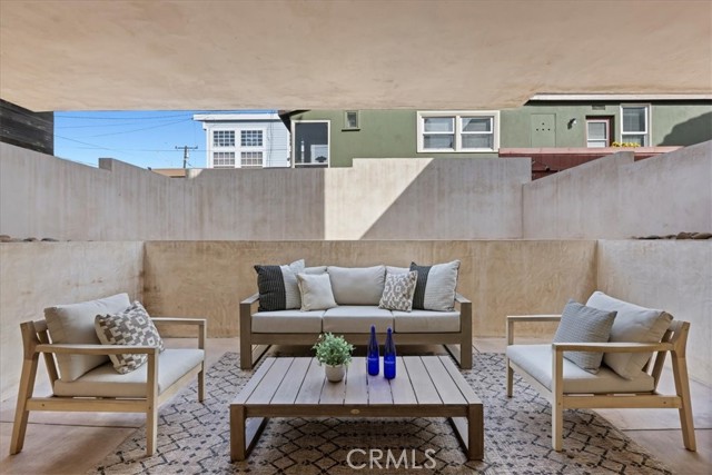 1130 Prospect Ave, Hermosa Beach, California 90254, 4 Bedrooms Bedrooms, ,3 BathroomsBathrooms,Residential,For Sale,Prospect Ave,SB25036806