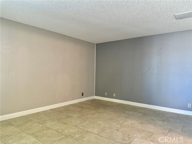 Detail Gallery Image 15 of 31 For 14804 Crofton Ln, Helendale,  CA 92342 - 3 Beds | 2 Baths