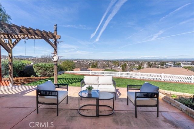 Detail Gallery Image 32 of 54 For 2039 Promontory, Paso Robles,  CA 93446 - 3 Beds | 2/1 Baths