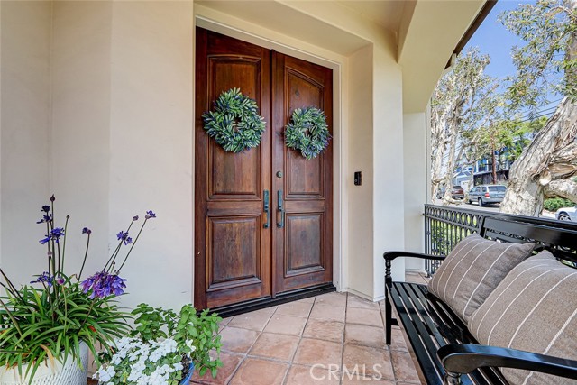 Detail Gallery Image 3 of 40 For 669 25th St, Manhattan Beach,  CA 90266 - 4 Beds | 4 Baths