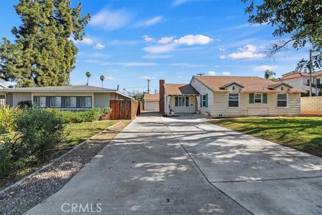 Detail Gallery Image 6 of 41 For 6964 Yellowstone, Riverside,  CA 92506 - 4 Beds | 2 Baths