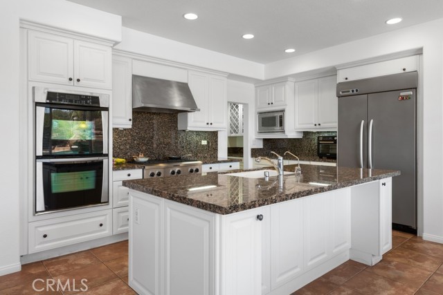 Detail Gallery Image 13 of 65 For 26882 Orchid Tree Ave, Murrieta,  CA 92562 - 5 Beds | 4/1 Baths