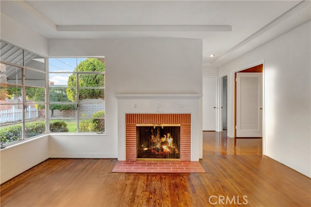 606 N Ohio Street, Anaheim CA: https://media.crmls.org/medias/4fde1bf5-6832-4d97-9cbd-567cd01e1c96.jpg