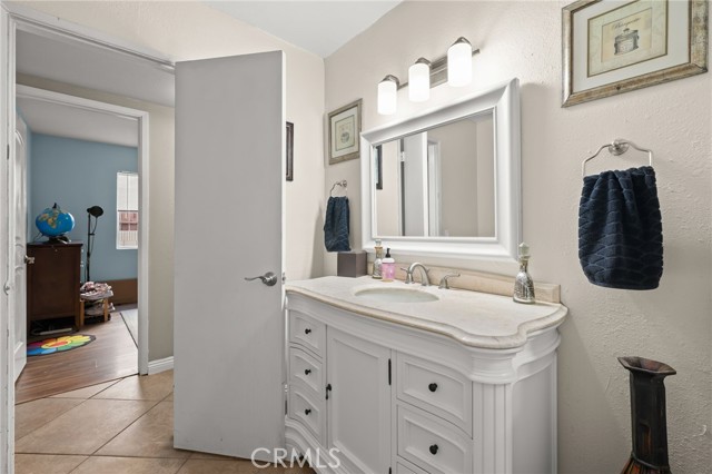 Detail Gallery Image 27 of 35 For 19402 Nestor Ave, Carson,  CA 90746 - 4 Beds | 2/1 Baths