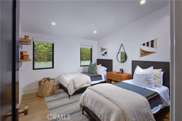 Detail Gallery Image 25 of 47 For 333 Milford Dr, Corona Del Mar,  CA 92625 - 4 Beds | 4/1 Baths