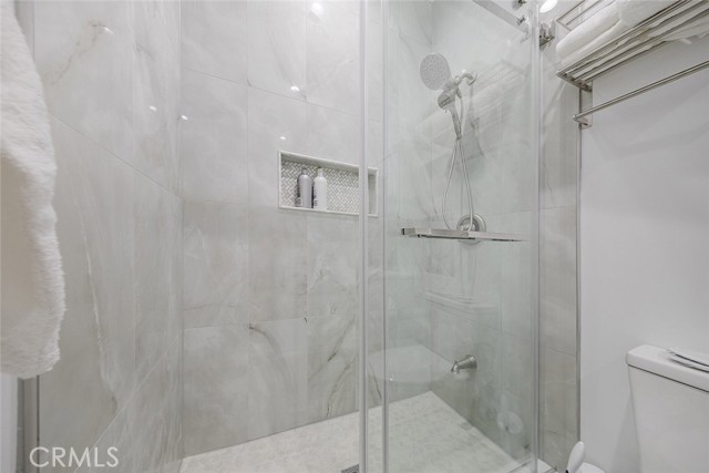 Detail Gallery Image 18 of 23 For 12809 Woodley Ave, Granada Hills,  CA 91344 - 1 Beds | 1 Baths