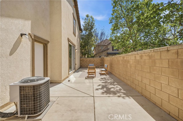 Detail Gallery Image 14 of 60 For 7038 Village, Corona,  CA 92880 - 3 Beds | 2/1 Baths