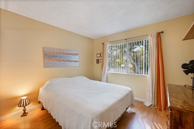 Detail Gallery Image 18 of 31 For 3485 Venetian Dr, Costa Mesa,  CA 92626 - 4 Beds | 2/1 Baths