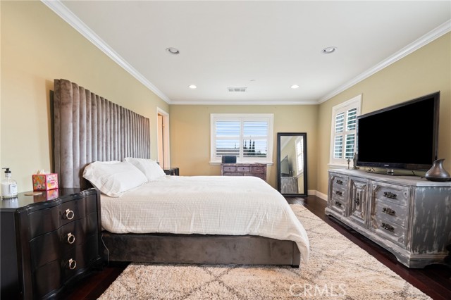 Detail Gallery Image 19 of 42 For 2168 Cooley Pl, Pasadena,  CA 91104 - 4 Beds | 4 Baths