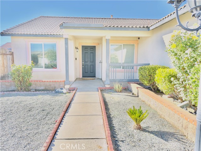 15036 Carrolton, Adelanto CA: https://media.crmls.org/medias/4fe65c20-5dbf-4806-8567-b68a8745b40d.jpg