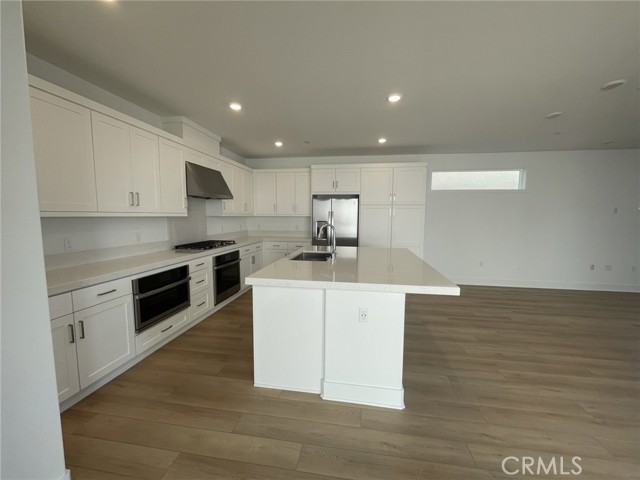 320 Galway, Irvine CA: https://media.crmls.org/medias/4fe6b477-91d2-41db-b834-1623bb9fa6ba.jpg