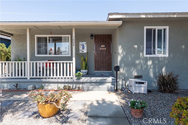 1004 Firmona Avenue, Redondo Beach CA: https://media.crmls.org/medias/4fe74cd7-da51-414b-b744-ee42c06dd494.jpg