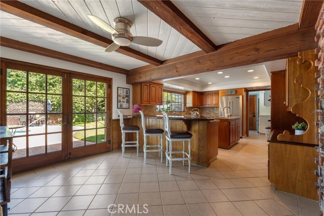 23060 Doris Way, Torrance CA: https://media.crmls.org/medias/4fe795ea-9206-4238-a989-cd87bfb83d37.jpg