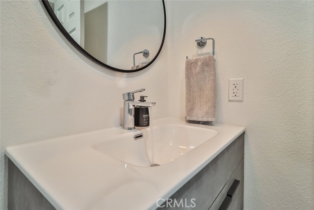 2505 Peachwood Place, Westlake Village CA: https://media.crmls.org/medias/4fe7bcfe-8887-456b-8198-381c9a822703.jpg