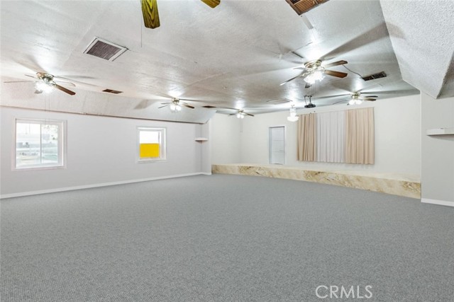 900 Sonora Street, Madera CA: https://media.crmls.org/medias/4fe8005a-4742-460f-946e-a15204f29bd4.jpg