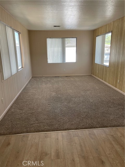 160 Willow, Oroville CA: https://media.crmls.org/medias/4fe80434-f67a-40f2-a347-eada8ca52e30.jpg