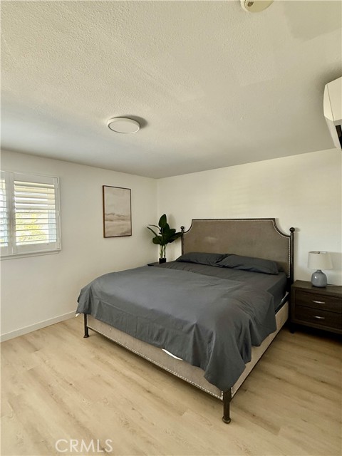 Detail Gallery Image 7 of 9 For 25676 Williamsburg Ct, Lake Forest,  CA 92630 - 4 Beds | 2/1 Baths