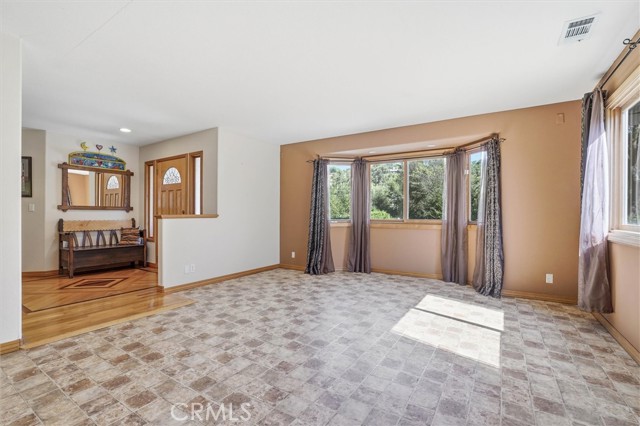 Detail Gallery Image 9 of 57 For 13730 El Camino Real, Atascadero,  CA 93422 - 3 Beds | 2 Baths