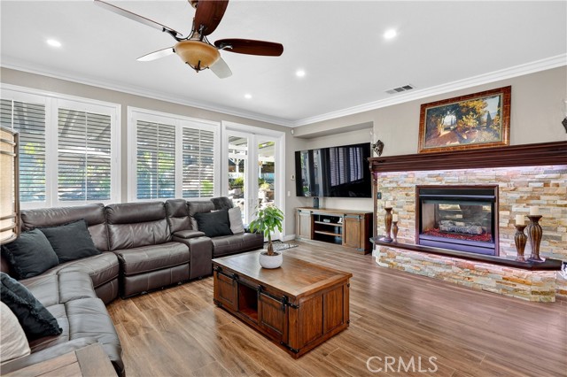 Image 25 of 74 For 12377 Columbia Lane