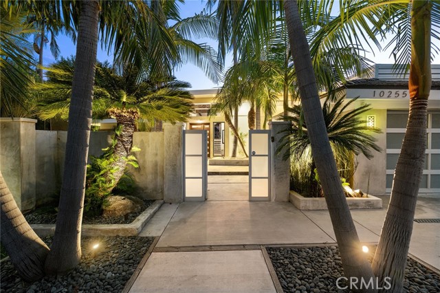 10255 Overhill Drive, Santa Ana CA: https://media.crmls.org/medias/4fea9e64-4299-4cee-8ea7-f5930604c4be.jpg
