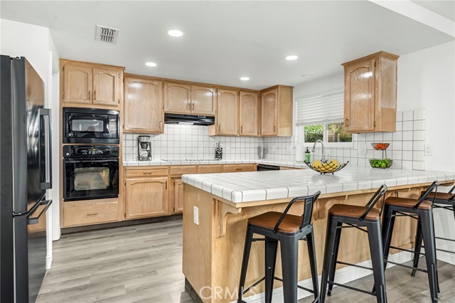 Detail Gallery Image 17 of 38 For 2488 Beechwood, Madera,  CA 93637 - 4 Beds | 3 Baths