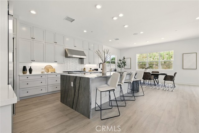 27546 Elderberry Drive, Valencia CA: https://media.crmls.org/medias/4feb57a9-ffdd-463c-b54b-cd6974b398c2.jpg