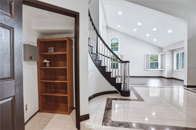 Image 21 of 73 For 3537 Foxglove Road