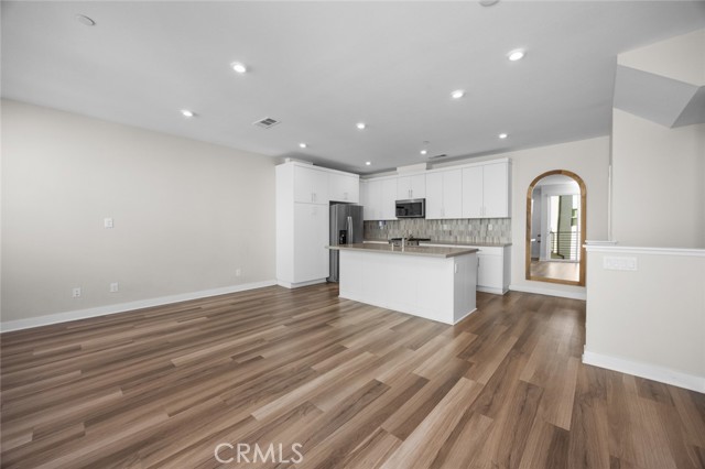 Detail Gallery Image 8 of 52 For 1206 W Cara, Anaheim,  CA 92805 - 2 Beds | 2/1 Baths