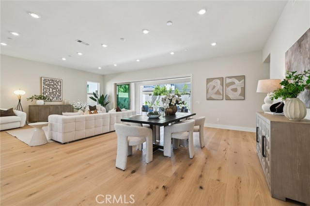 56 Chasma, Irvine CA: https://media.crmls.org/medias/4feda17e-6918-47f6-9bbb-9f68e6ab9542.jpg