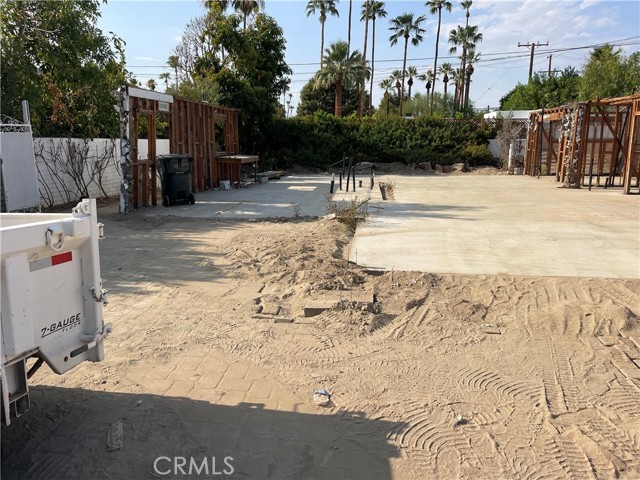 Detail Gallery Image 2 of 8 For 442 E Avenida Palmera, Palm Springs,  CA 92264 - – Beds | – Baths